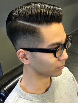 スティール(Barbershop STEEL)の写真/出来る男の身だしなみ☆オシャレな刈り上げstyleで周りと差をつける♪何歳になってもカッコいいstyleに！