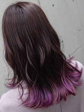 ヘンリエッタ 吉祥寺(Henrietta) 毛先で遊ぶ裾カラー ピンクパープル
