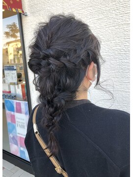 アーチ(ARCH) 編みおろし×ヘアセット