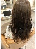 オリーブカラー