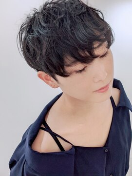 シーナ(scena) 大人ショートパーマ