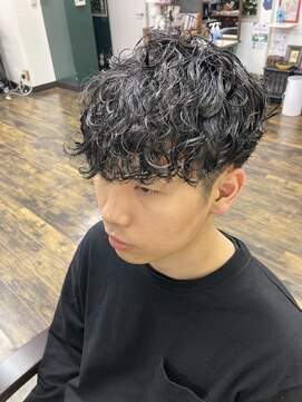 ゆとり炉の樹 のぐ男 波巻きミックスパーマ