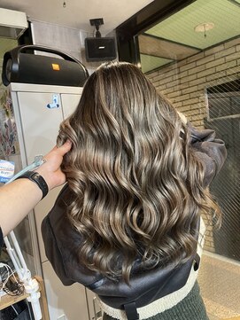 ラフ(LAFF) #黒髪#ボブルフ#ネビージュ#小顔#ワンレン