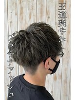 ルシード スタイル オルガ(LUCIDO STYLE Orga)&nbsp;爽やかマッシュツーブロックツイストパーマプラチナアッシュ