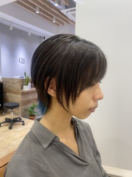 オリバイオハナ(Oli by ohana) マッシュウルフ/ショートウルフ/レディース／カット/ブリーチ