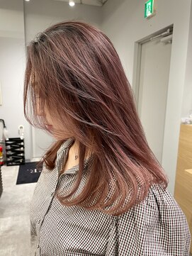 アヴァンス 京橋店(AVANCE) ピンクなのに大人色気のあるバレイヤージュ
