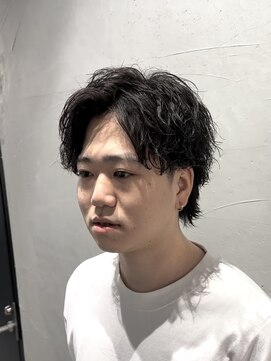 ガオプロデュースバイレボ(gao produced by revo) 【曽我尾真生】波巻きパーマ/センターパート/ウルフパーマ