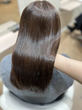 ジャパンデザイナーズアカデミー 艶髪　【堺・深井】