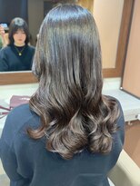 アミー 駒澤(Ammy komazawa)&nbsp;ミディアムパーマ/韓国風パーマ/コテ巻き風パーマ/纐纈