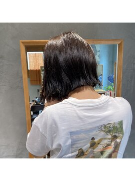 リトグラフ(Lithograph) 切りっぱなしボブ