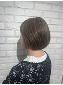 ハイライト×長めショートボブ