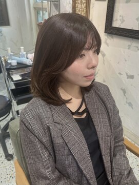 サンバイセライロ 千葉(SAN. by celilo) ミディアムレイヤー/顔周りカット【momoka】