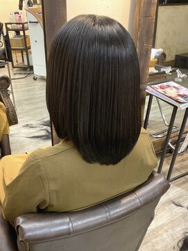 アティック(attic) ショートボブ/ボブ/ミディアム/ヘアドネーション/レイヤーカット