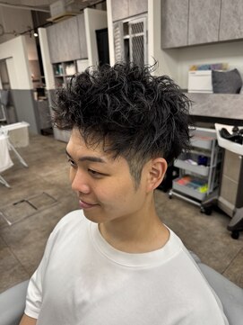 ノイセル 西本町(Noisyle) フェザーパーマスパイキーショートブルーブラックサーフカールF