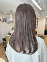 インビテーション(invitation) 透明感グレージュ