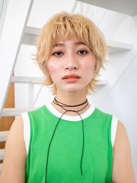 ワク(WAKU) ショートウルフ/ブロンドベージュ