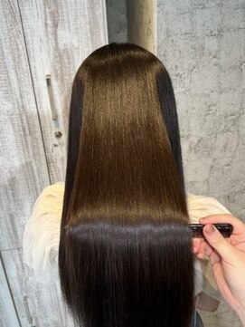 イコール バイ プロデュース 町田駅前店(equal by Produce) 髪質改善ストレート