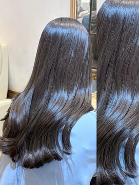 アロマ ヘアー ルーム 新宿3号店(AROMA hair room) 透明感アイスグレージュ^_^