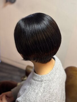 カミケン 方木田店(kamiken.) 縮毛矯正でまとまるショート【カミケン方木田/福島】