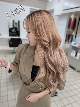 ルシア 京都河原町 烏丸(LuciA) 【レミー100%/54cm】シールエクステ×ベージュ×レイヤーカット