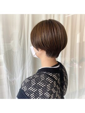 ハロウ マッシュショート