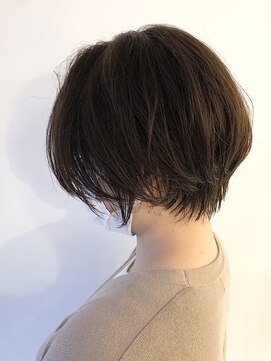 ヘアデザイン ファブロ(hair design FABRO.) ◎丸み、毛流れ、襟足にこだわったショート◎