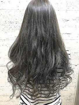 アレンヘアー 九条店(ALLEN hair) アディクシーで作る☆黒髪アッシュとラフウェーブ