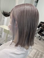 ストレータ バイ マリオ(Strata by mario)&nbsp;【mami】グレージュ×ホワイティーブルー