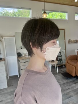 レポ(LEPO) 黒髪◎くびれショート