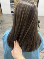 プライズ アイリス 池袋東口店(prize Iris)&nbsp;白髪ぼかしハイライトイルミナカラー池袋