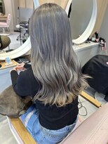 ベル 流山おおたかの森(BELLE)&nbsp;ツヤツヤシルバーカラー