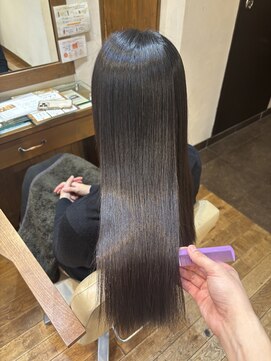 エクリ 麻布十番(equri) 【髪質改善】美髪矯正