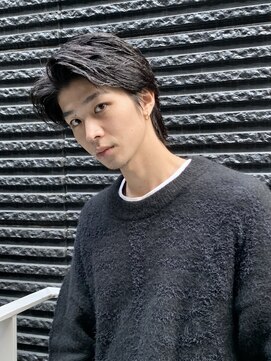 シオ ヘアー デザイン(Sio. hair design) 大人男性髪ナチュラルセンターパート