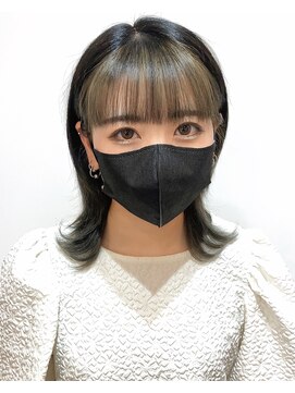 ルーシー(LUCY) ウルフ×ブラック&オリーブインナーカラー