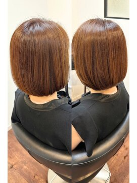 白髪ぼかし×10トーン大人ショートボブ