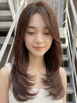 ローウェル(Rowel) レイヤーカット/似合わせカット/ハッシュカット/前髪なし