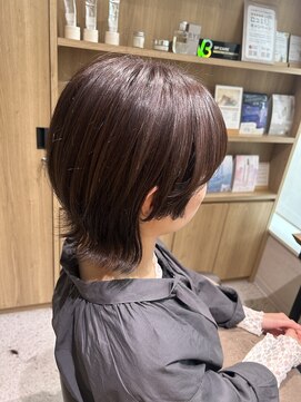 テラスヘアヴィラ 新潟駅南(TERRACEhairVilla) レイヤーショートスタイル