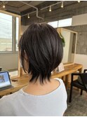 大人女性のフェミニンショート