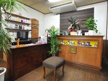 ビズ ヘアー(Bi-z hair)の雰囲気（緑があふれる店内♪）