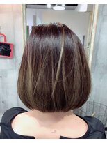 ナディ(nadi) ボブ