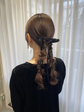 リリー(Lilley) くすみベージュ×姫カットレイヤー×韓国風巻き【ayana】