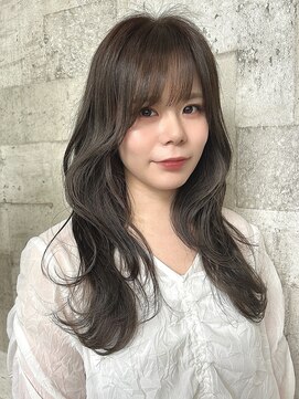 リサ グランシェ(RISA granche) 韓国風ヘアスタイル 顔周りレイヤー