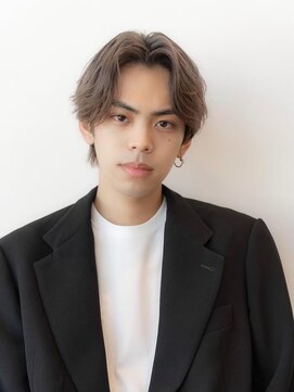 ケアリー 練馬(Carelly) ツイストパーマ七三オールバックマッシュウルフスリークショート