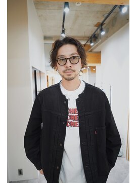 クオル 円山(QOL) センターパート波巻きスパイラルメンズ