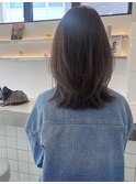 ミディアムレイヤースタイル