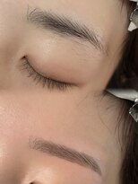 ディティカ サウ(Dityca sow) eyebrow styling