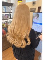 ビーバイシージャストビューティー(B by C just beauty) ロングヘア ブロンドベージュ