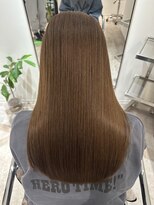 ホワイト(WHITE)&nbsp;美髪矯正　トリートメント　ストレートロング　アッシュベージュ