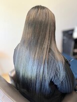 オト(oto)&nbsp;ストレートヘア黒髪ロング髪質改善うるツヤカラートリートメント