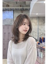ユニオン(Union)&nbsp;くびれレイヤーミディ×アッシュブラウン
